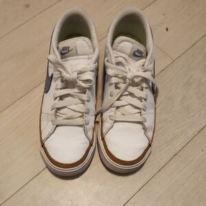 Nike White and Brown Athletic Shoes with Retro Style